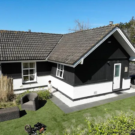 Holiday home Heerlijke Op 350 Meter Vanaf Het Strand! *