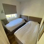 Casa de Férias Heerlijke Op 350 Meter Vanaf Het Strand! Ouddorp