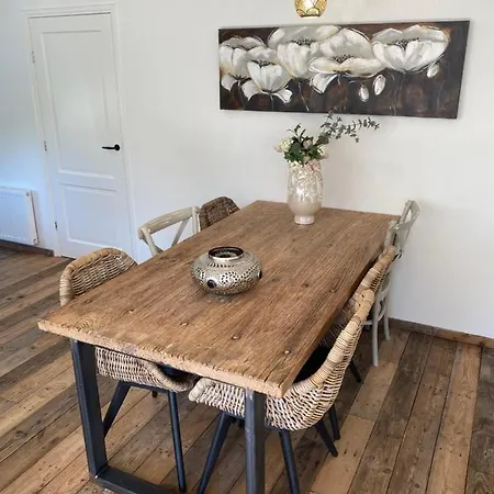 Heerlijke Op 350 Meter Vanaf Het Strand! Ferienhaus