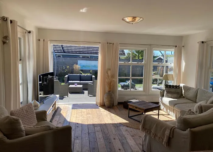 Heerlijke Op 350 Meter Vanaf Het Strand! *